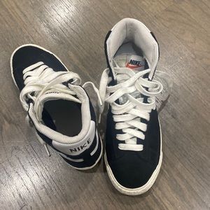 Nike Blazer Mid